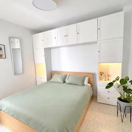 Townhouse W/sea View & Garden *